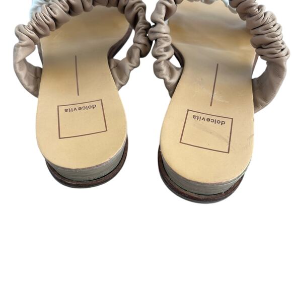 Dolce Vita Women's Ruched Tan and White Slide Sandals - Picture 2 of 3